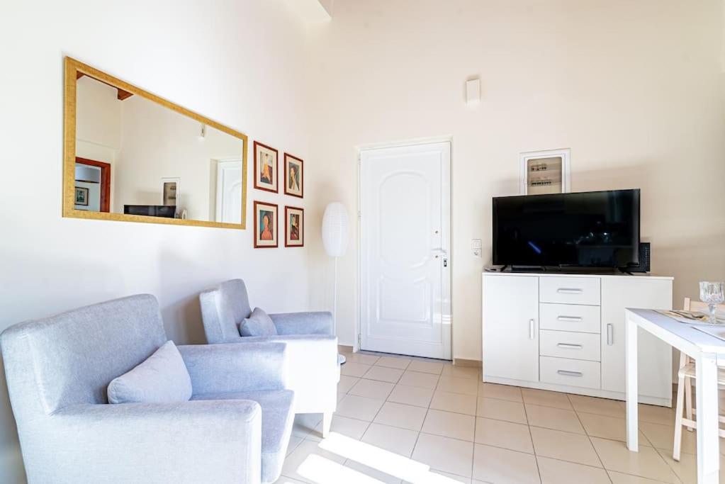 Cozy Apartment In The Heart Of City Center Ηράκλειο Κρήτης Εξωτερικό φωτογραφία